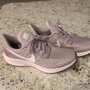 Women’s Nike Zoom Pegasus 35